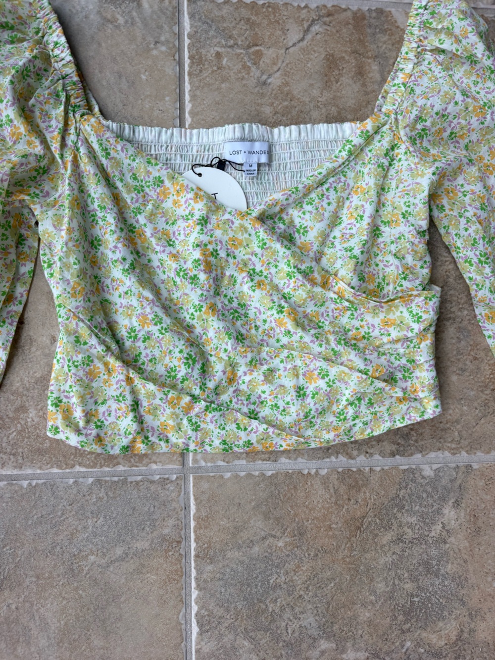 Lost + Wander Floral Wrap Crop Top $88 Medium NWT Puff Sleeve Boho M - Picture 9 of 14